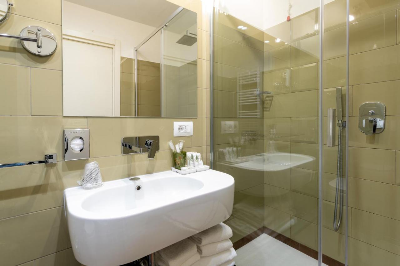 Castello Guest House Milano Exterior photo