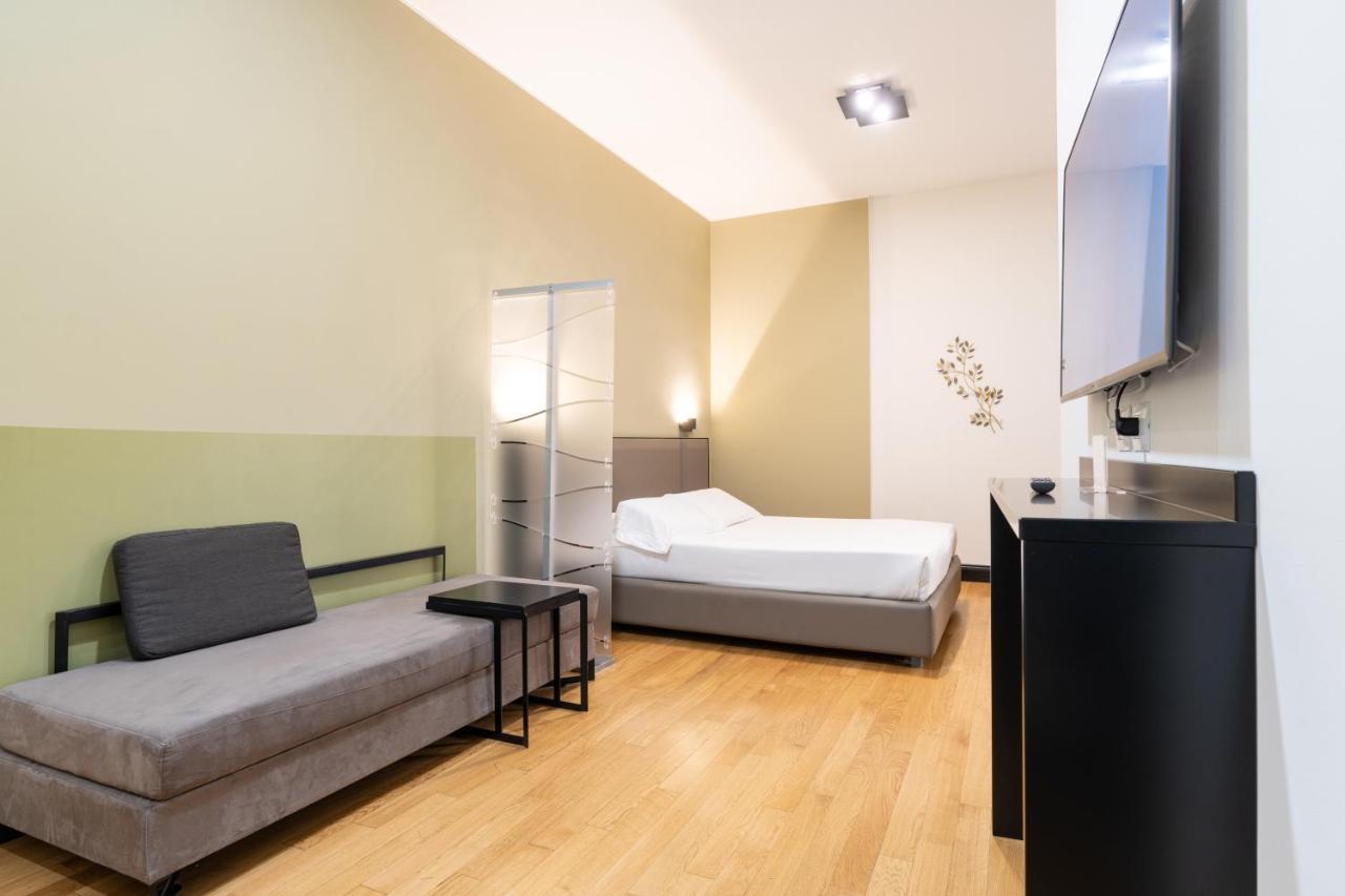 Castello Guest House Milano Exterior photo
